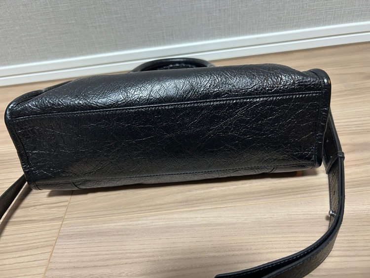 バレンシアガ  （ブランドバッグ）の商品画像 - 査定依頼日：2025年8月15日 - 最高査定価格：150,000円