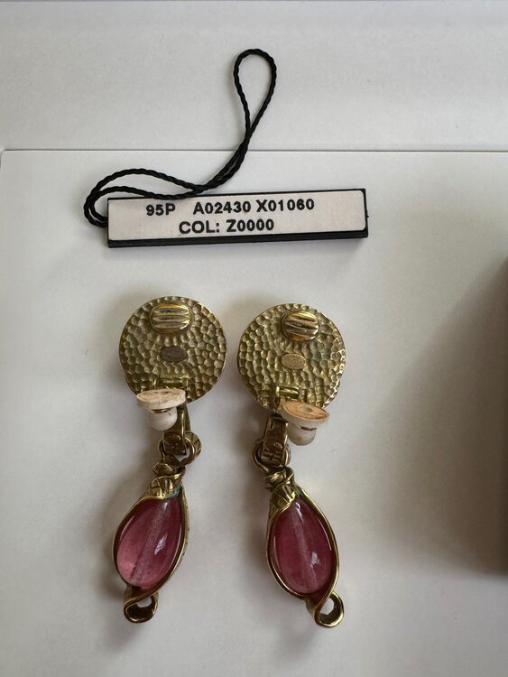CHANEL グリポア イヤリング（金・貴金属）の商品画像 - 査定依頼日：2024年10月30日 - 最高査定価格：120,000円