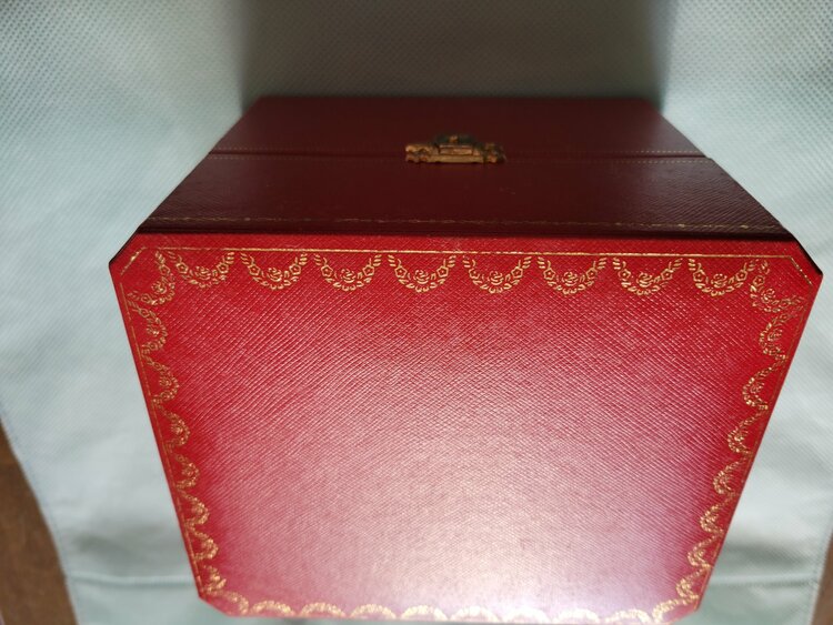 カルティエ その他 WATCH STEEL ROADSTER SM QUARTZ MOVEMENT（高級時計）の商品画像 - 査定依頼日：2025年12月9日 - 最高査定価格：330,000円