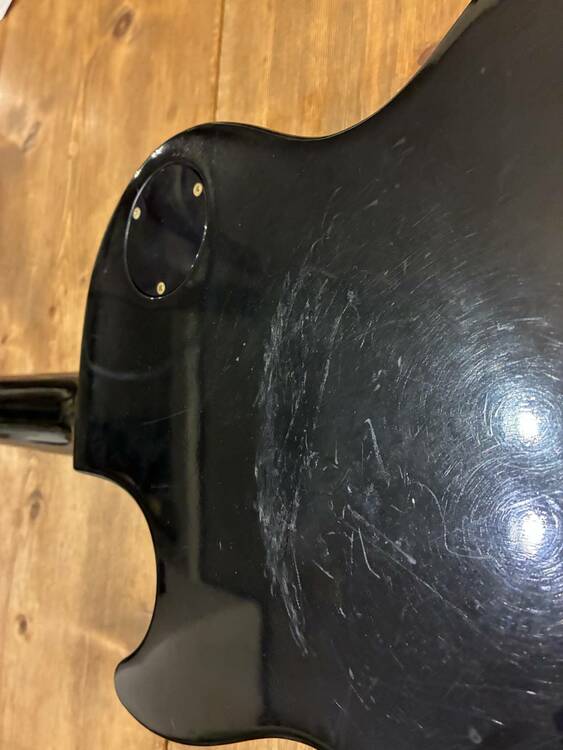 Les Paul Studio（ピアノ・楽器・PA機材）の商品画像 - 査定依頼日：2026年2月19日 - 最高査定価格：30,000円