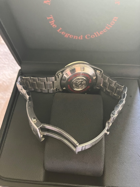 オメガ スピードマスター （高級時計）の商品画像 - 査定依頼日：2026年3月8日 - 最高査定価格：700,000円