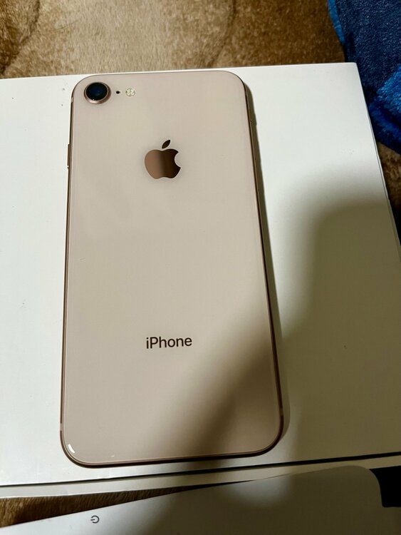 MQ7A2J/A F4GXQ4Q6JC6J 64GB IOS16.7.12 （スマホ）の商品画像 - 査定依頼日：2026年4月1日 - 最高査定価格：6,000円