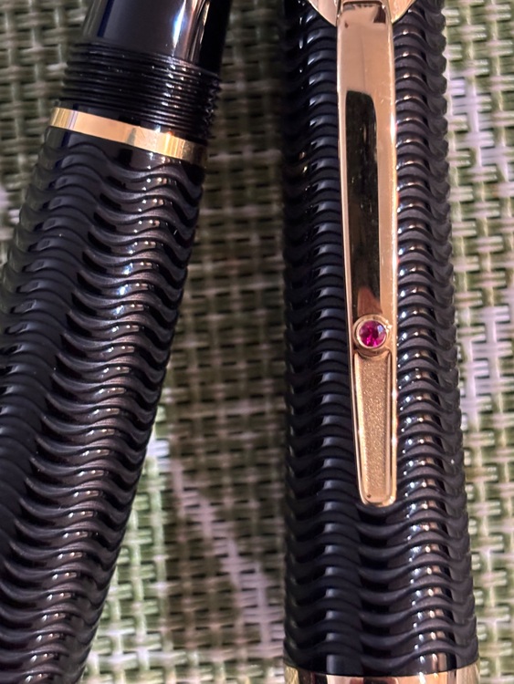 モンブラン　万年筆（ブランド財布・小物）の商品画像 - 査定依頼日：2025年6月18日 - 最高査定価格：10,000円