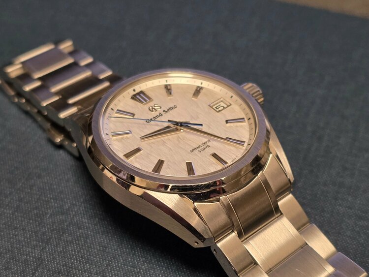 SLGA009（高級時計）の商品画像 - 査定依頼日：2026年1月5日 - 最高査定価格：750,000円