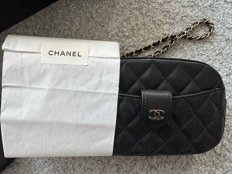 AP3998B10583 C3906（ブランドバッグ）の商品画像 - 査定依頼日：2025年5月10日 - 最高査定価格：365,000円