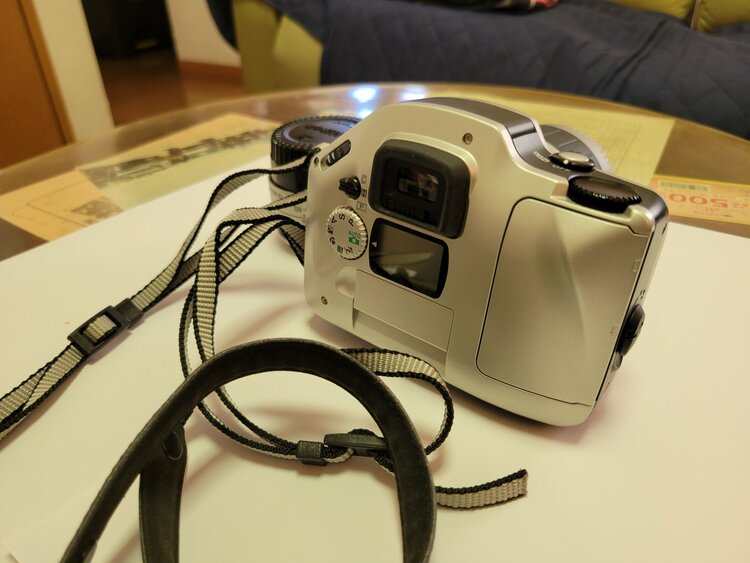 Nikon PRONEA S（カメラ）の商品画像 - 査定依頼日：2026年1月12日 - 最高査定価格：200円