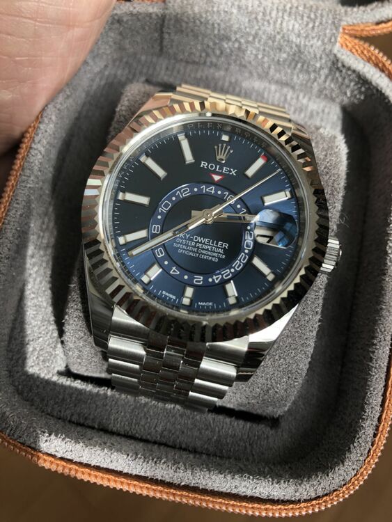 ブルーダイアル（高級時計）の商品画像 - 査定依頼日：2025年6月17日 - 最高査定価格：3,300,000円