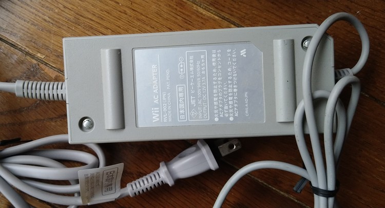 任天堂Wii（ゲーム機本体・ゲームソフト）の商品画像 - 査定依頼日：2021年8月16日 - 最高査定価格：400円