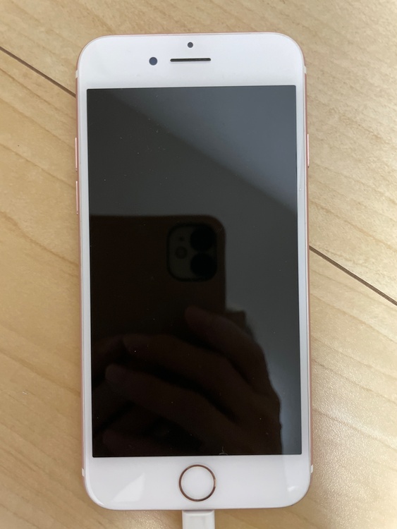 iPhone8 Plus 64GB docomo（スマホ）の商品画像 - 査定依頼日：2026年3月15日 - 最高査定価格：8,000円