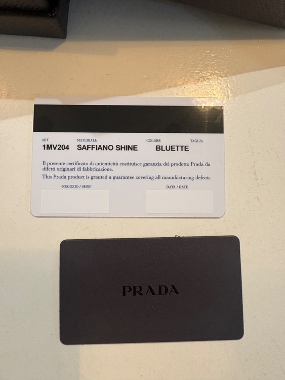 サフィアーノ　シャイン（ブランド財布・小物）の商品画像 - 査定依頼日：2026年2月12日 - 最高査定価格：10,000円