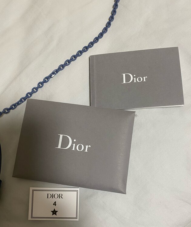 フォンホルダー（ブランド財布・小物）の商品画像 - 査定依頼日：2025年5月27日 - 最高査定価格：35,000円