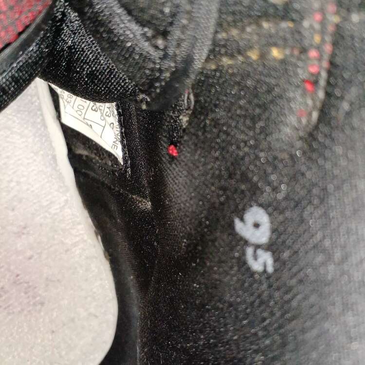 エアジョーダンバスケットシューズ（古着・ファッション）の商品画像 - 査定依頼日：2025年5月24日 - 最高査定価格：14,000円