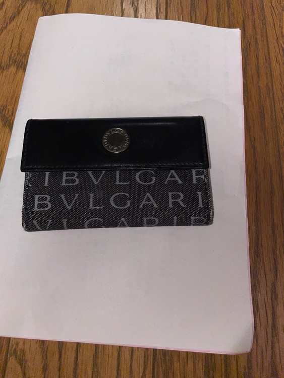 ブルガリ カードケース（ブランド財布・小物）の商品画像 - 査定依頼日：2025年8月3日 - 最高査定価格：3,000円