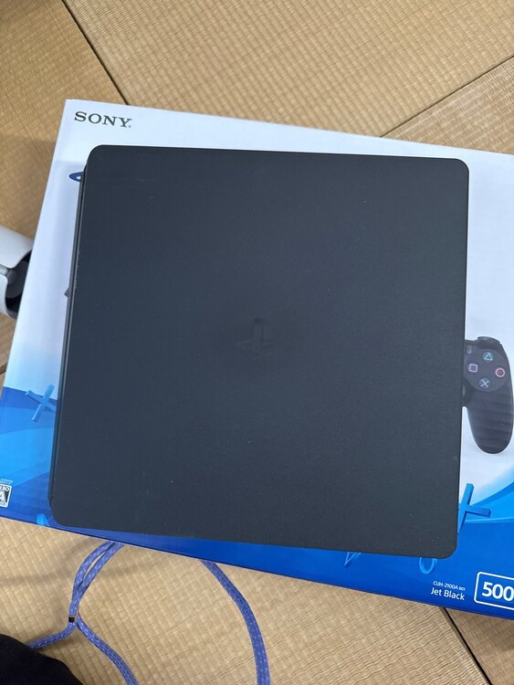 PS4（ゲーム機本体・ゲームソフト）の商品画像 - 査定依頼日：2025年3月9日 - 最高査定価格：11,000円