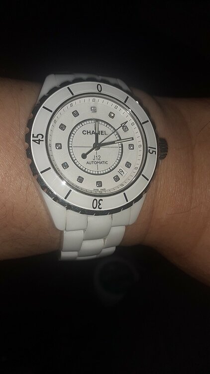 シャネル J12 シメンズh1629（高級時計）の商品画像 - 査定依頼日：2026年2月17日 - 最高査定価格：300,000円