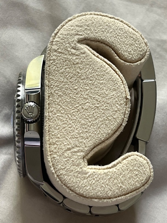 ロレックス GMTマスター 126720VTN（高級時計）の商品画像 - 査定依頼日：2025年6月19日 - 最高査定価格：2,520,000円