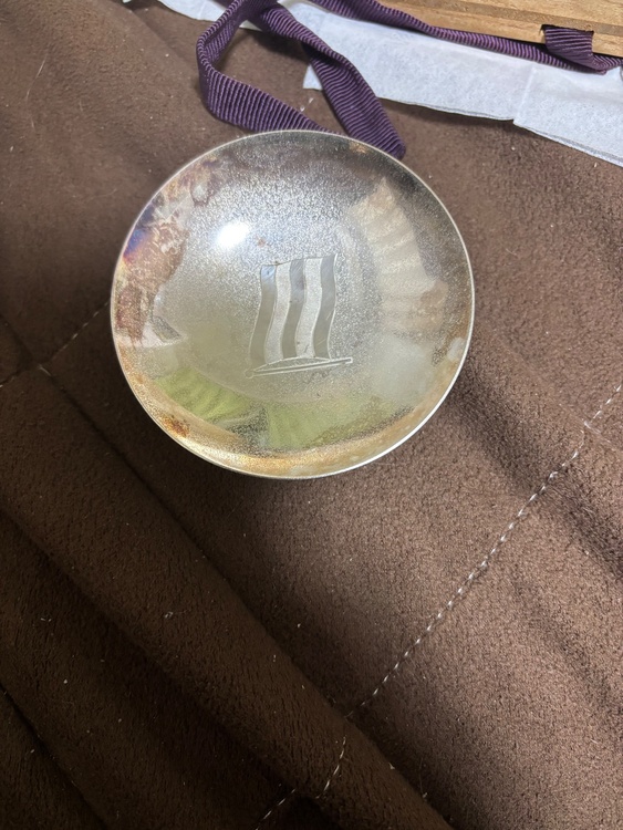 贈呈品（金・貴金属）の商品画像 - 査定依頼日：2026年1月30日 - 最高査定価格：137,200円