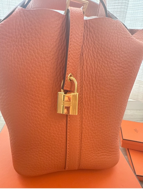 ピコタン　オレンジ　B刻印（ブランドバッグ）の商品画像 - 査定依頼日：2025年7月9日 - 最高査定価格：400,000円
