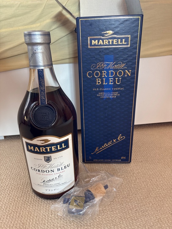 マーテル　3000ml（お酒）の商品画像 - 査定依頼日：2025年10月27日 - 最高査定価格：55,000円