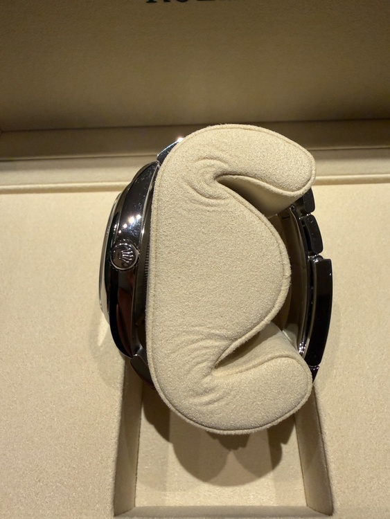 134300（高級時計）の商品画像 - 査定依頼日：2026年2月5日 - 最高査定価格：1,700,000円