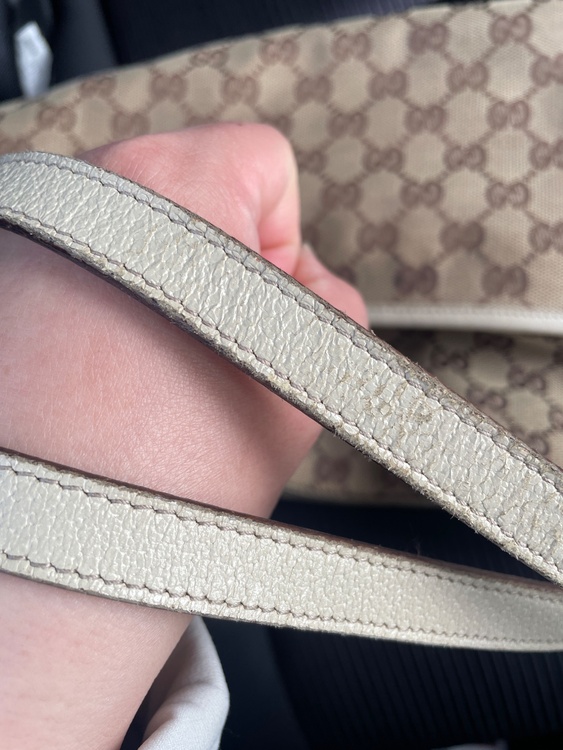 GUCCI エクリプス GG柄（ブランドバッグ）の商品画像 - 査定依頼日：2026年4月21日 - 最高査定価格：30,000円