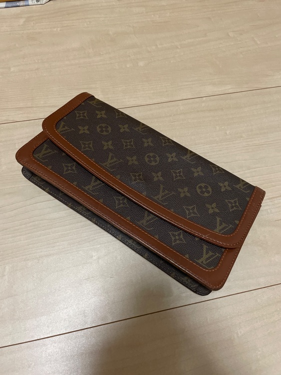 ルイヴィトン モノグラム （ブランドバッグ）の商品画像 - 査定依頼日：2025年8月22日 - 最高査定価格：15,000円