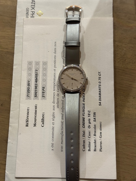 7120g-001（高級時計）の商品画像 - 査定依頼日：2025年9月27日 - 最高査定価格：2,050,000円