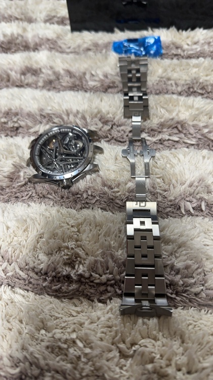 ロジェ・デュブイ エクスカリバー DBEX095（高級時計）の商品画像 - 査定依頼日：2025年12月25日 - 最高査定価格：3,700,000円