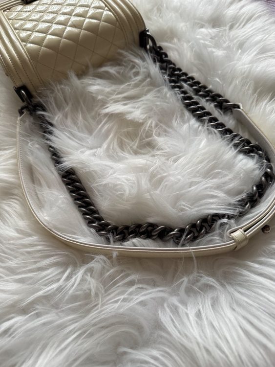 CHANEL ボーイシャネル　白（ブランドバッグ）の商品画像 - 査定依頼日：2026年7月7日 - 最高査定価格：710,000円