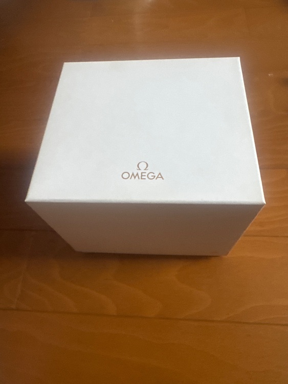 オメガ スピードマスター 3243038500300（高級時計）の商品画像 - 査定依頼日：2025年8月26日 - 最高査定価格：550,000円