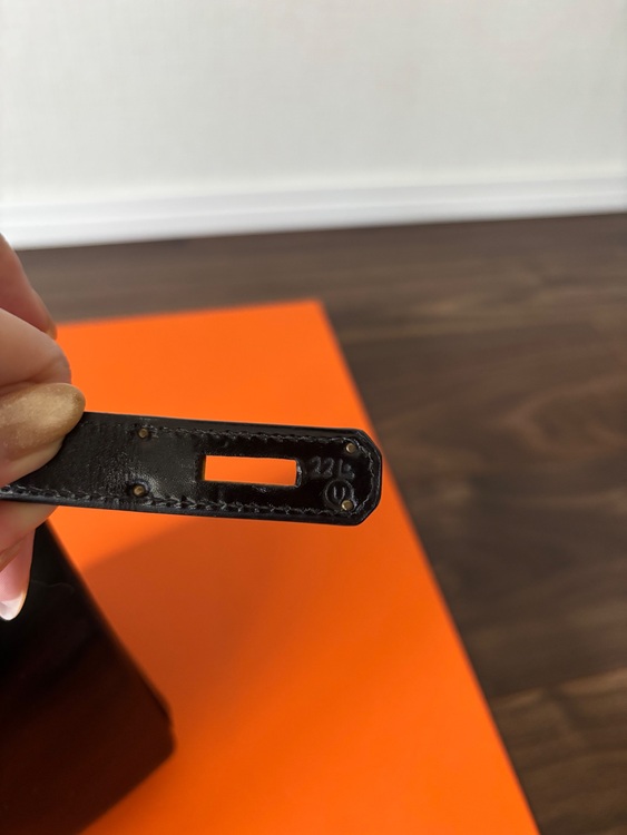 ケリー（ブランドバッグ）の商品画像 - 査定依頼日：2025年7月12日 - 最高査定価格：1,300,000円