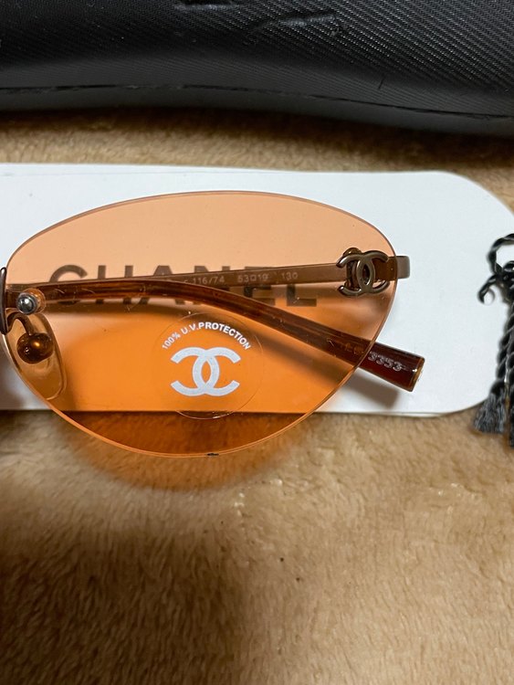 サングラス（ブランド財布・小物）の商品画像 - 査定依頼日：2023年10月25日 - 最高査定価格：10,000円