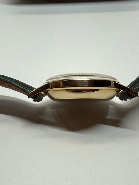 IWC その他 （高級時計）の商品画像 - 査定依頼日：2025年11月23日 - 最高査定価格：410,000円