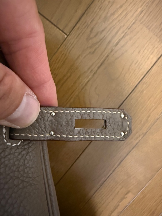 38Ｓトリヨンクレマンス　2009（ブランドバッグ）の商品画像 - 査定依頼日：2025年11月20日 - 最高査定価格：1,700,000円