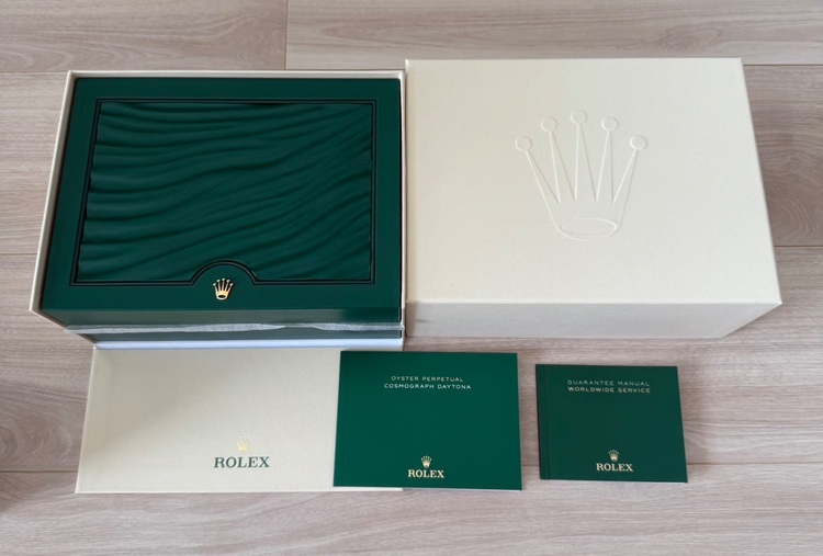 ロレックス デイトナ 126515lm（高級時計）の商品画像 - 査定依頼日：2025年10月25日 - 最高査定価格：7,000,000円