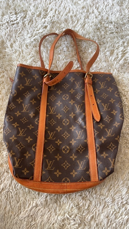 ルイヴィトン モノグラム （ブランドバッグ）の商品画像 - 査定依頼日：2026年1月25日 - 最高査定価格：18,000円