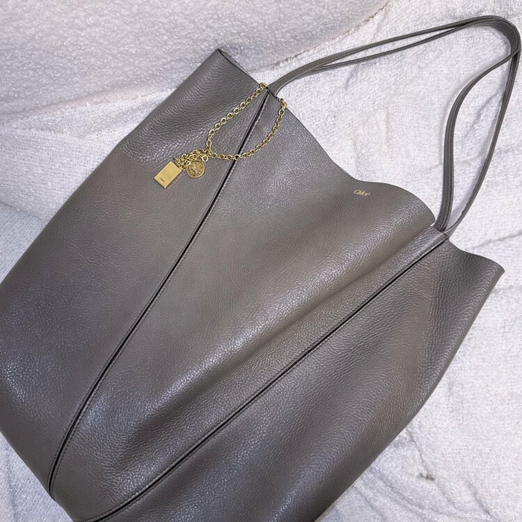 グレインレザー製Chloé Spinトートバッグ（ブランドバッグ）の商品画像 - 査定依頼日：2026年3月1日 - 最高査定価格：80,000円