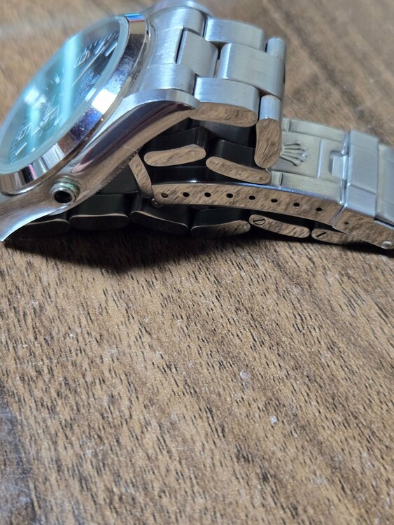 ロレックス エクスプローラー （高級時計）の商品画像 - 査定依頼日：2026年1月10日 - 最高査定価格：1,000,000円