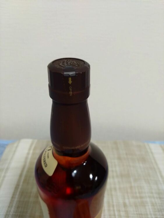 響17年（お酒）の商品画像 - 査定依頼日：2025年6月22日 - 最高査定価格：235,000円