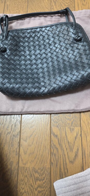 ボッテガ・ヴェネタ（ブランドバッグ）の商品画像 - 査定依頼日：2026年9月13日 - 最高査定価格：100,000円