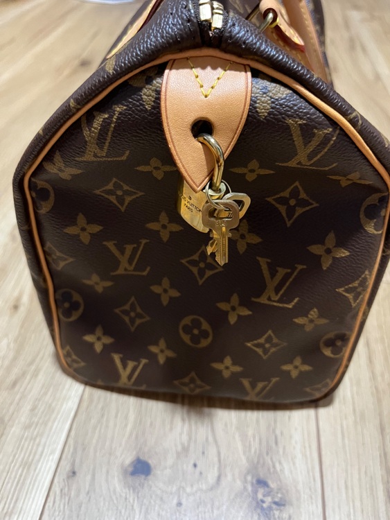 ルイヴィトン モノグラム （ブランドバッグ）の商品画像 - 査定依頼日：2025年9月30日 - 最高査定価格：115,000円