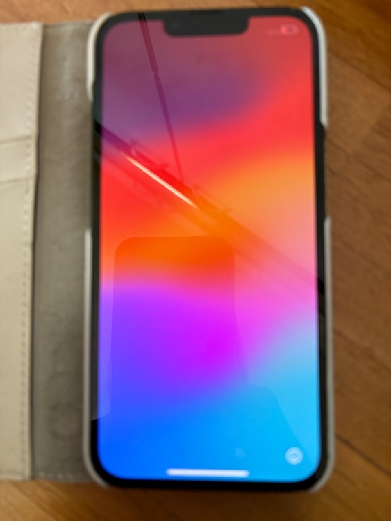 iPhone 13 128GB au（スマホ）の商品画像 - 査定依頼日：2026年2月22日 - 最高査定価格：36,000円