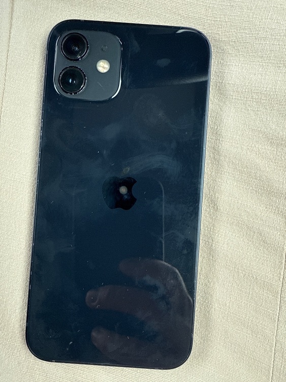 iPhone（スマホ）の商品画像 - 査定依頼日：2025年6月10日 - 最高査定価格：16,000円