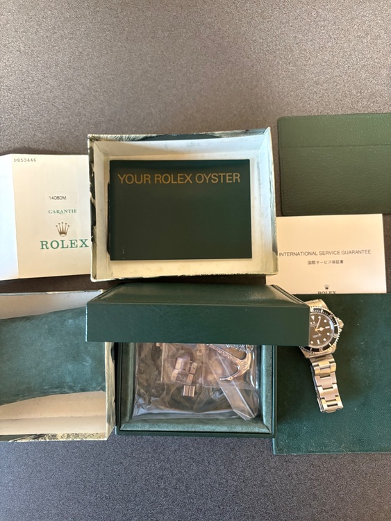 ロレックス サブマリーナー 14060（高級時計）の商品画像 - 査定依頼日：2025年6月19日 - 最高査定価格：1,300,000円