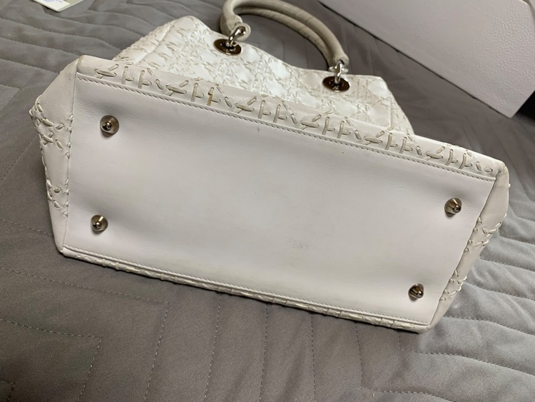 レディディオール（ブランドバッグ）の商品画像 - 査定依頼日：2025年6月22日 - 最高査定価格：40,000円