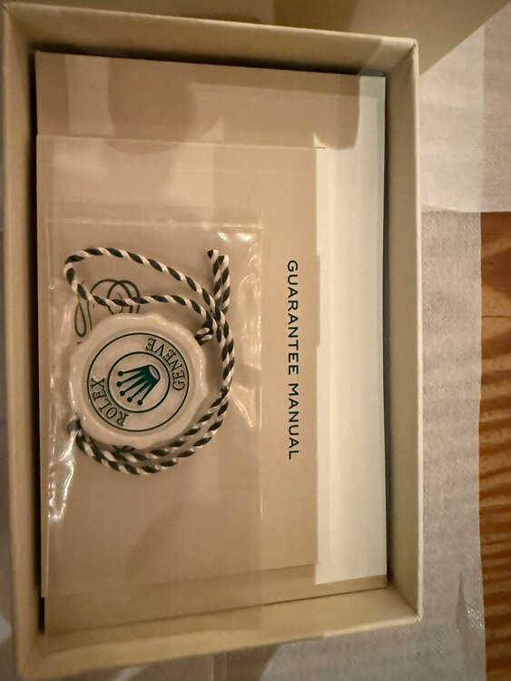 ロレックス エクスプローラー 1657（高級時計）の商品画像 - 査定依頼日：2025年4月22日 - 最高査定価格：1,050,000円