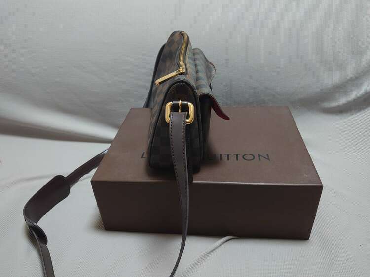 ルイヴィトン ダミエ （ブランドバッグ）の商品画像 - 査定依頼日：2025年2月13日 - 最高査定価格：60,000円