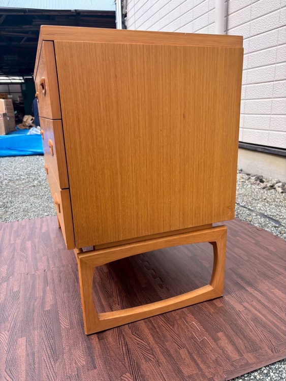 イギリスのG-Plan チェスト（美術品・骨董品）の商品画像 - 査定依頼日：2025年10月15日 - 最高査定価格：15,000円