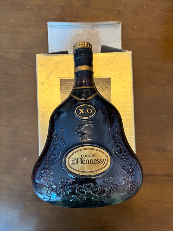 ブランデー ヘネシー （お酒）の商品画像 - 査定依頼日：2026年3月12日 - 最高査定価格：18,000円