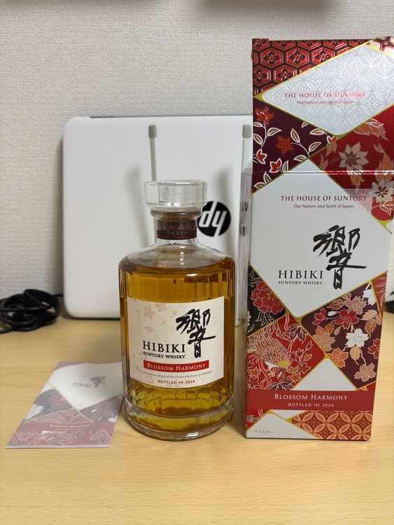 響 ブロッサムハーモニー2024（お酒）の商品画像 - 査定依頼日：2025年9月28日 - 最高査定価格：17,100円